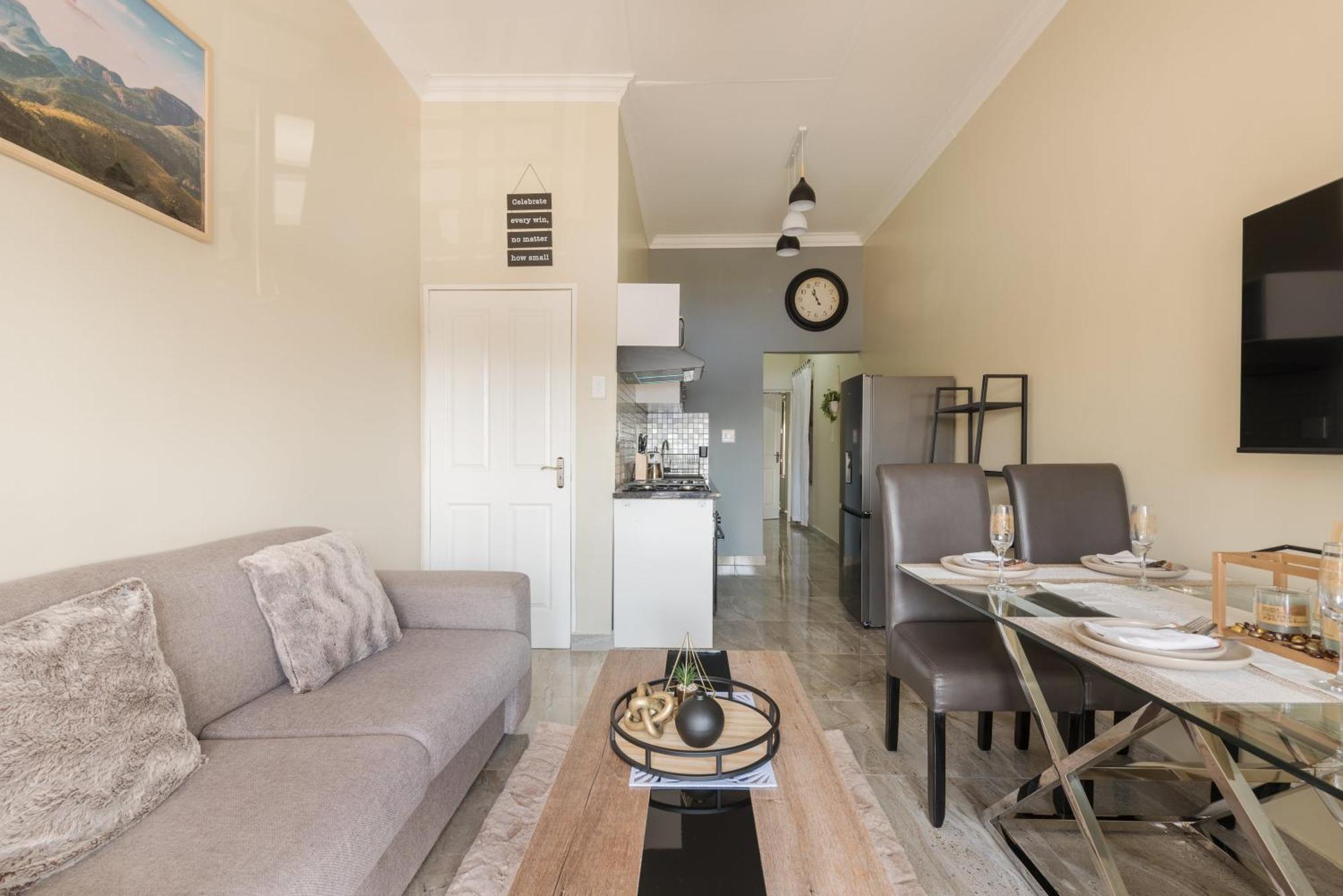 Evans Village - Apartments & Spa Johannesburg Exterior foto