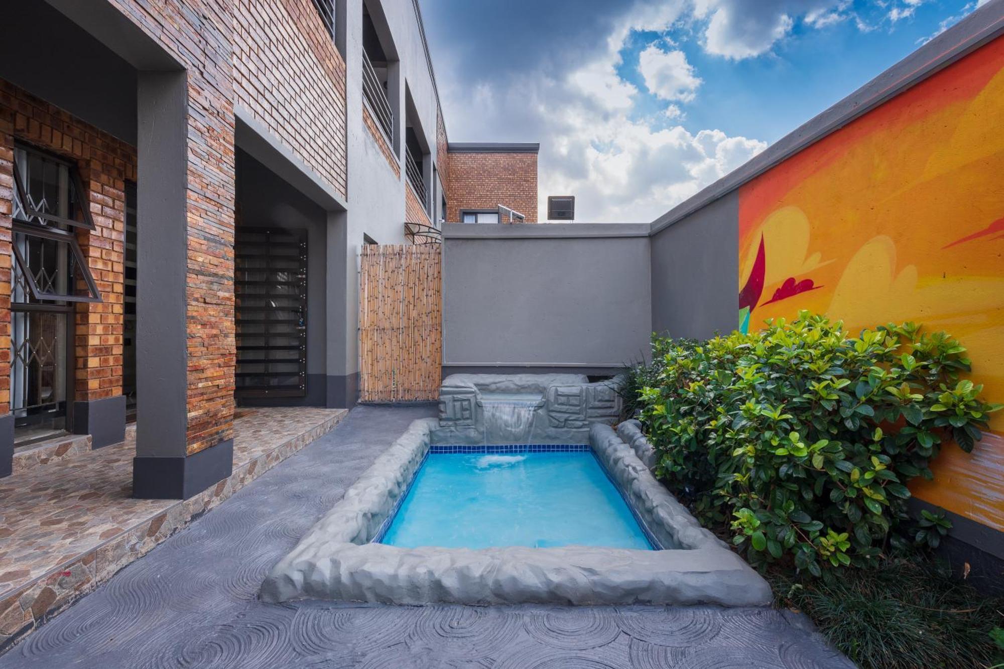 Evans Village - Apartments & Spa Johannesburg Exterior foto